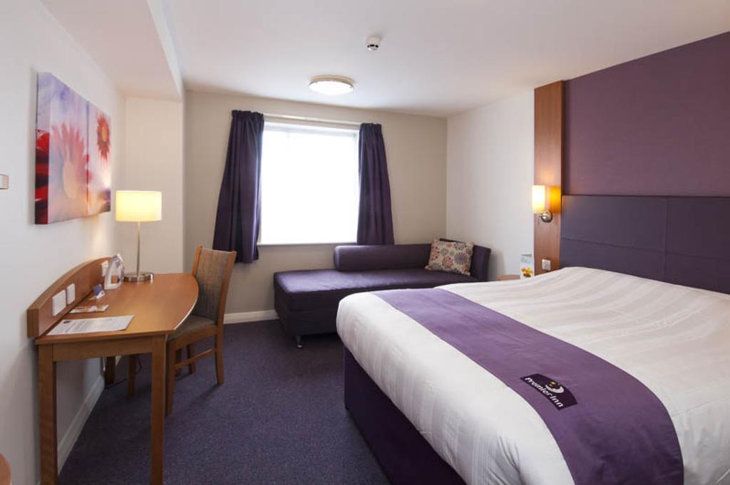 Premier Inn Kidderminster Exterior foto
