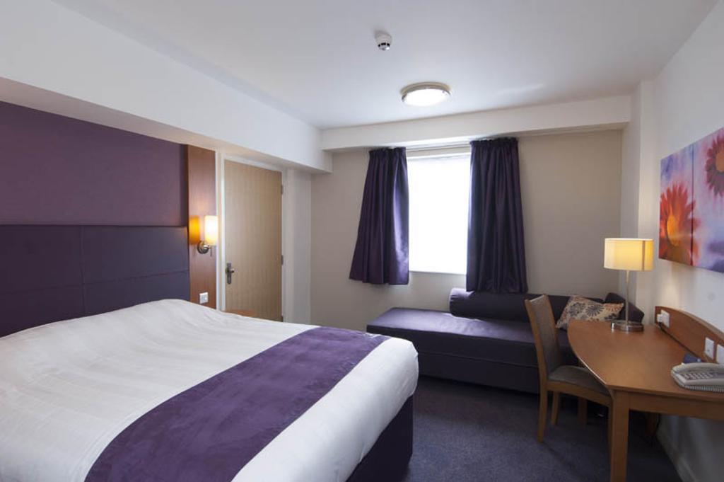 Premier Inn Kidderminster Exterior foto